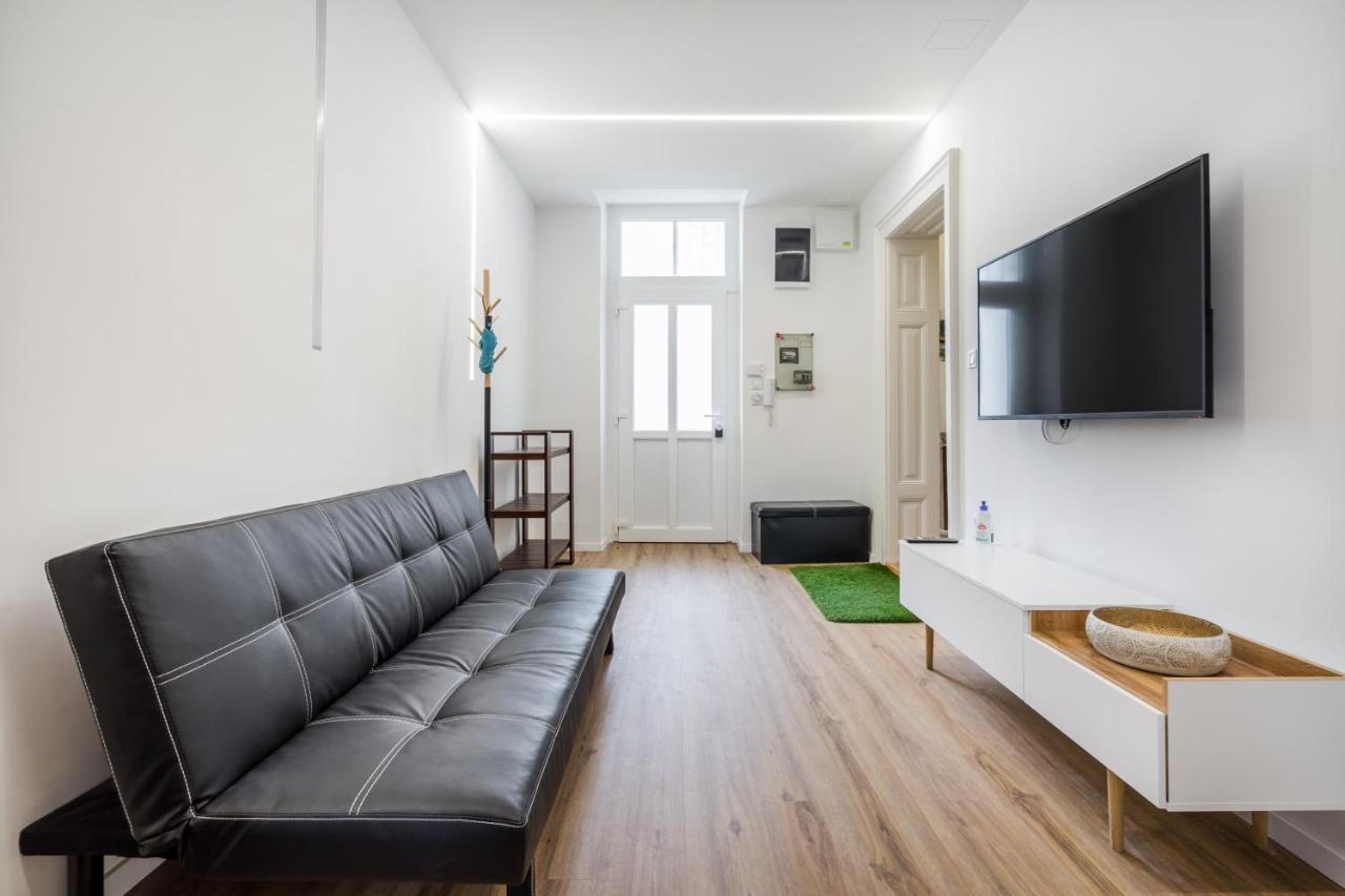 Bpr Stylish Vagabond Apartment With Ac بودابست المظهر الخارجي الصورة